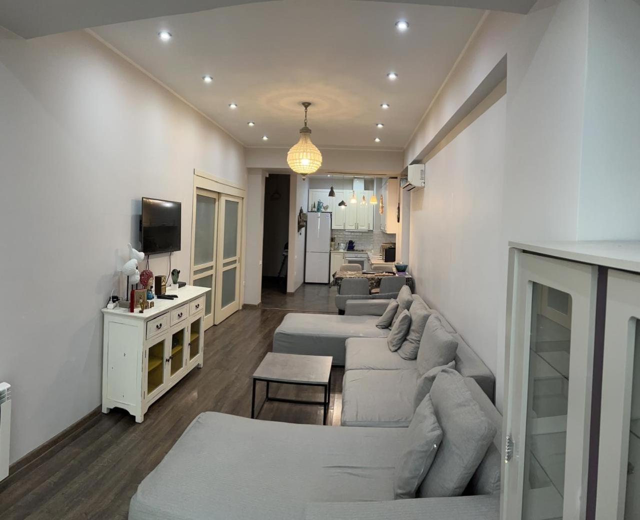 Apartament Luka Batumi Exterior foto