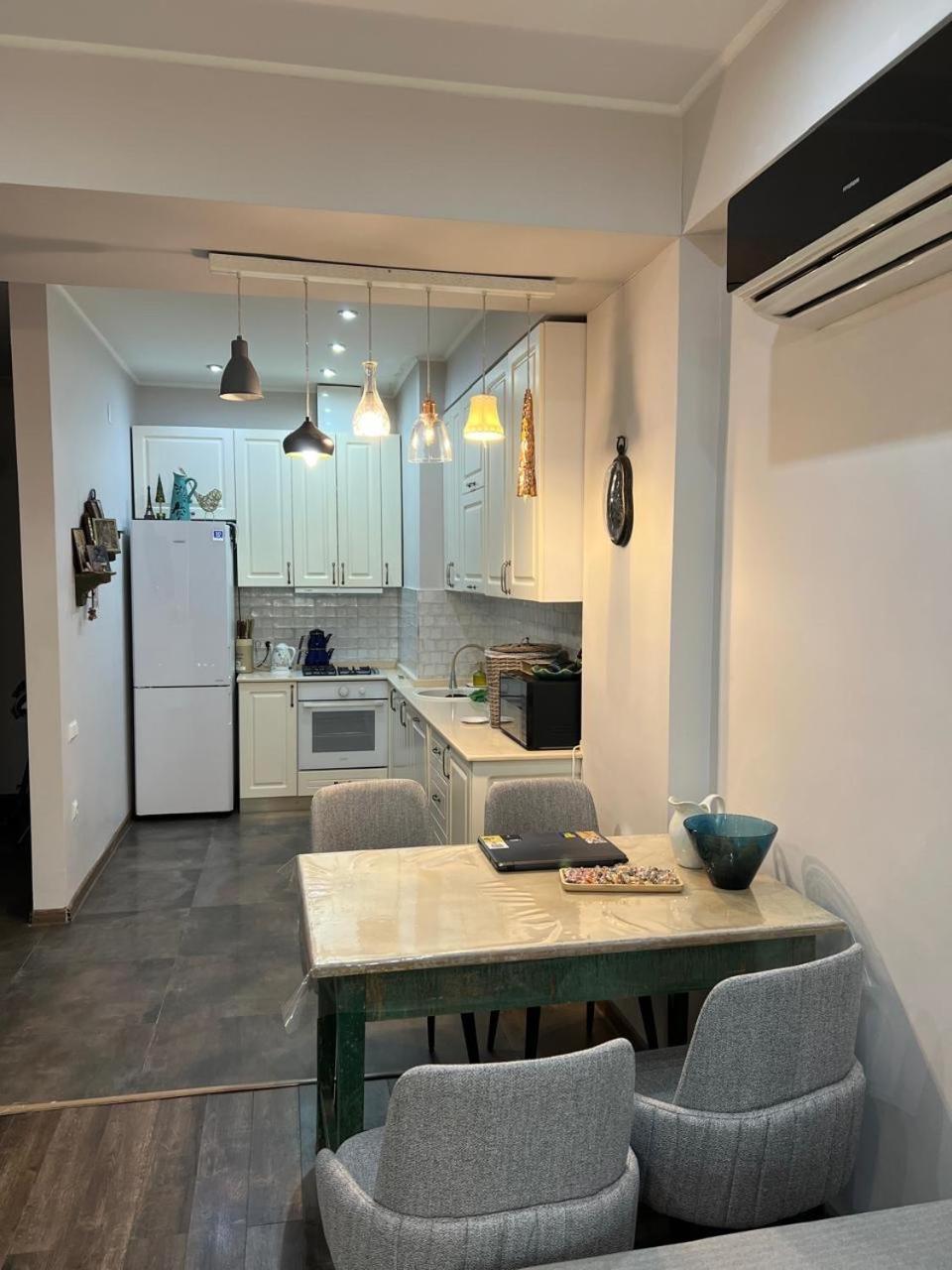 Apartament Luka Batumi Exterior foto